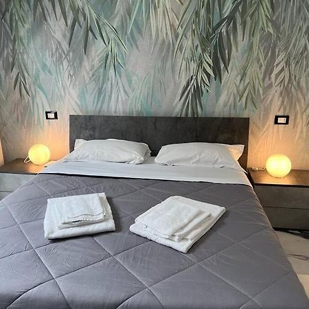 Appartamento Luxury Carrara Milan Bagian luar foto