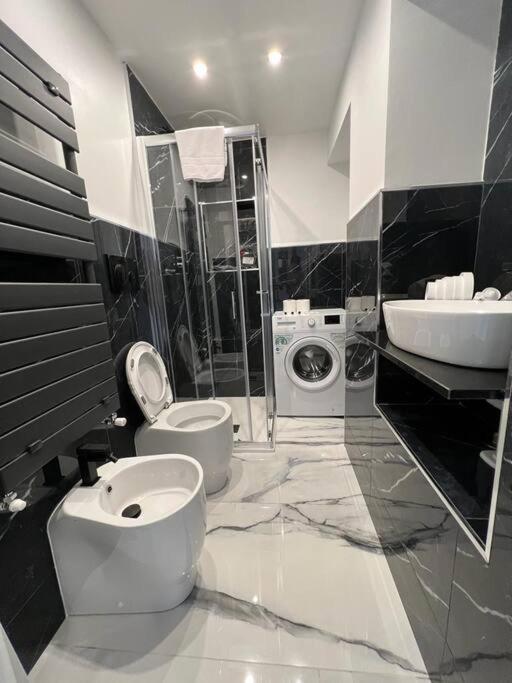 Appartamento Luxury Carrara Milan Bagian luar foto