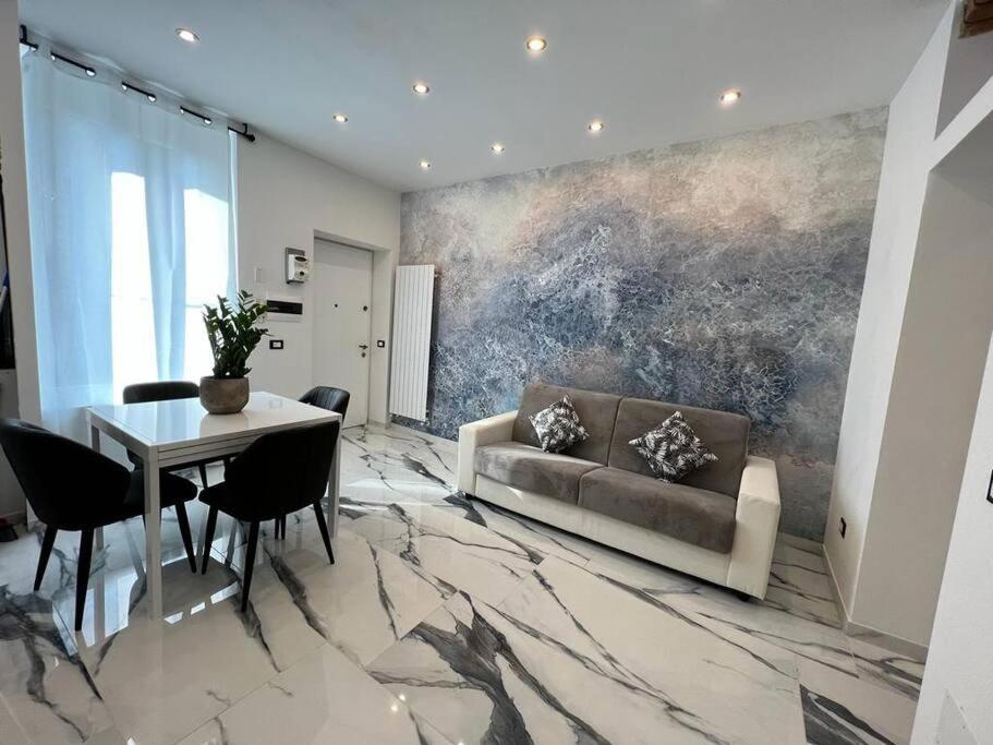 Appartamento Luxury Carrara Milan Bagian luar foto